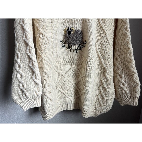 Acorn size M Wool Fisherman Roll Neck Sweater Sheep Ram Embroidered - Picture 3 of 8
